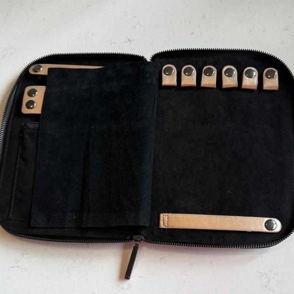 Halston Gold Zip Jewelry Case - Picture 4 of 6